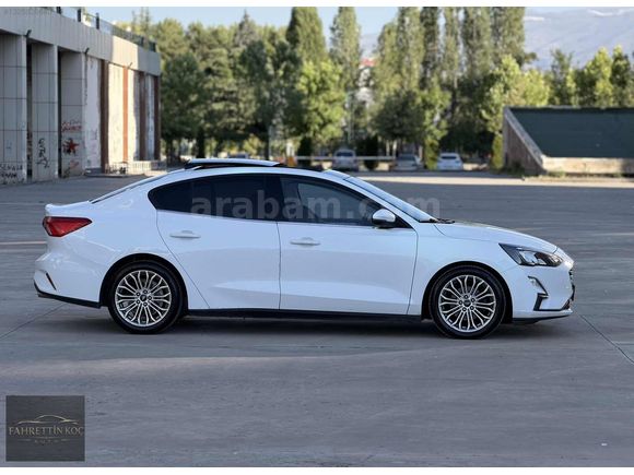 2020 FOCUS 1.5 ECOBLUE TİTANYUM CAM TAVAN+ISITMA HATASIZ BOYASIZ