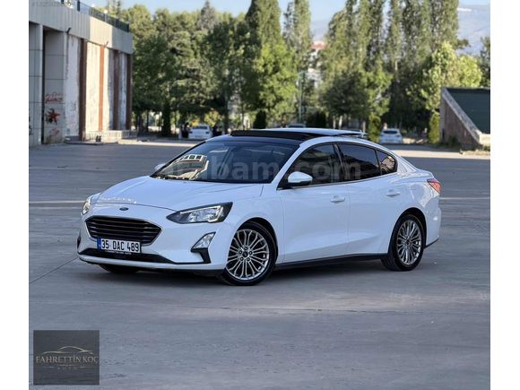 2020 FOCUS 1.5 ECOBLUE TİTANYUM CAM TAVAN+ISITMA HATASIZ BOYASIZ
