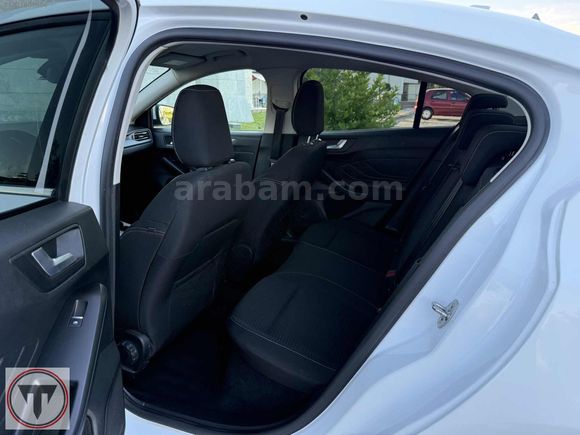 2023 MODEL FORD FOCUS 1.5 ECOBLUE TİTANİUM HATASIZ 91KM