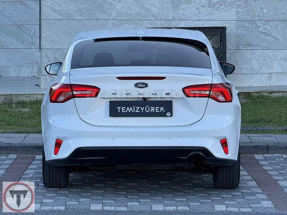 2023 MODEL FORD FOCUS 1.5 ECOBLUE TİTANİUM HATASIZ 91KM