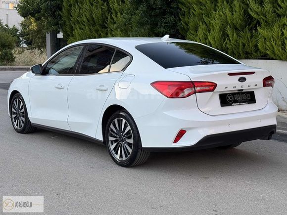 2023 MODEL FORD FOCUS 1.5 ECOBULE TİTANİUM HATASIZ BOYASIZ