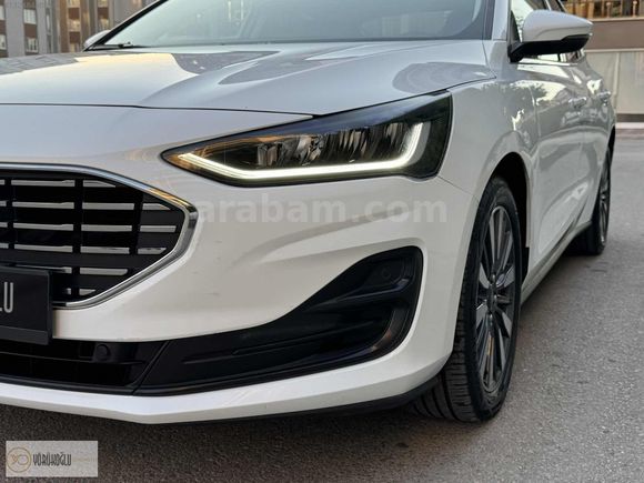 2023 MODEL FORD FOCUS 1.5 ECOBULE TİTANİUM HATASIZ BOYASIZ