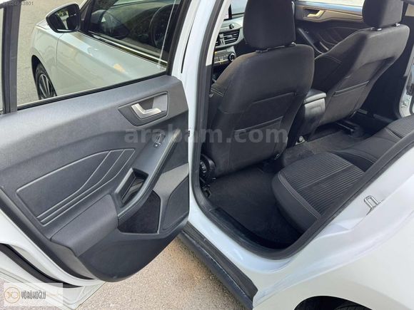 2023 MODEL FORD FOCUS 1.5 ECOBULE TİTANİUM HATASIZ BOYASIZ