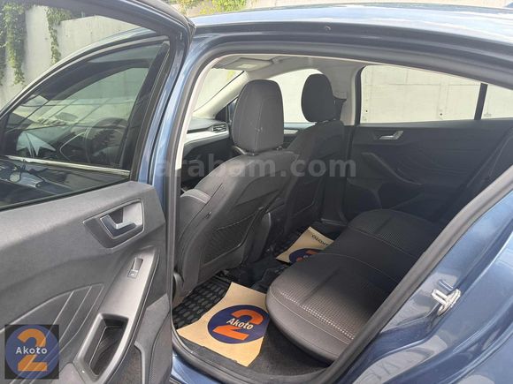 AKOTO FORD 2.ELDEN 2020 FORD FOCUS TİTANİUM 35.000KM'DE