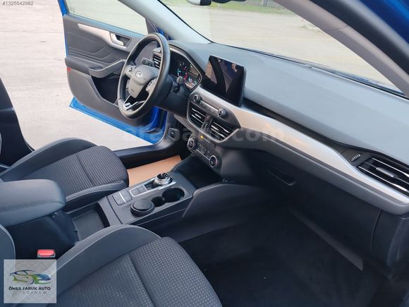 2021 FOCUS %20 FATURA/ TİTANİUM/HATASIZ- Full Servis Bakım 76 km