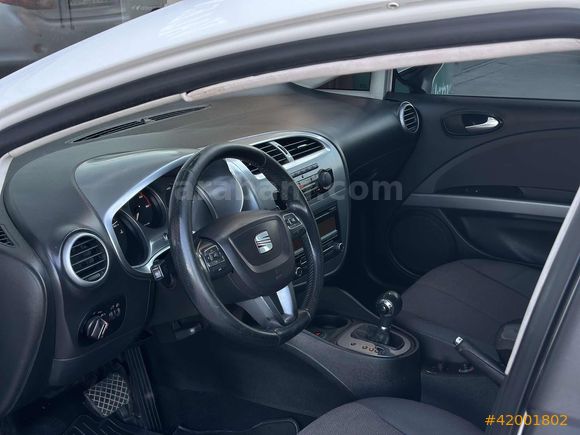 MAKYAJLI OTOMATİK 2011 MODEL HATASIZA YAKIN SEAT LEON
