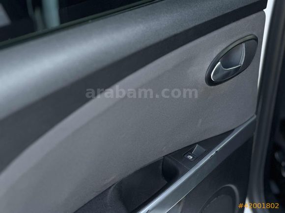 MAKYAJLI OTOMATİK 2011 MODEL HATASIZA YAKIN SEAT LEON