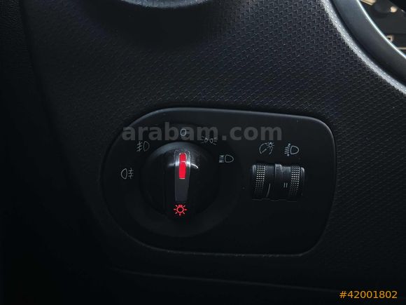 MAKYAJLI OTOMATİK 2011 MODEL HATASIZA YAKIN SEAT LEON