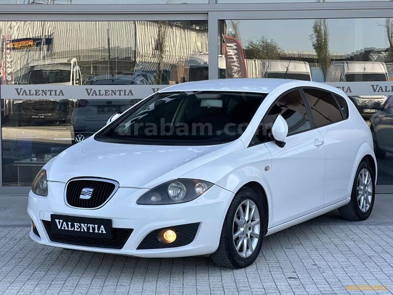 Galeriden Seat Leon 1.6 TDI CR Style 2011 Model Ankara 242.000 km Beyaz