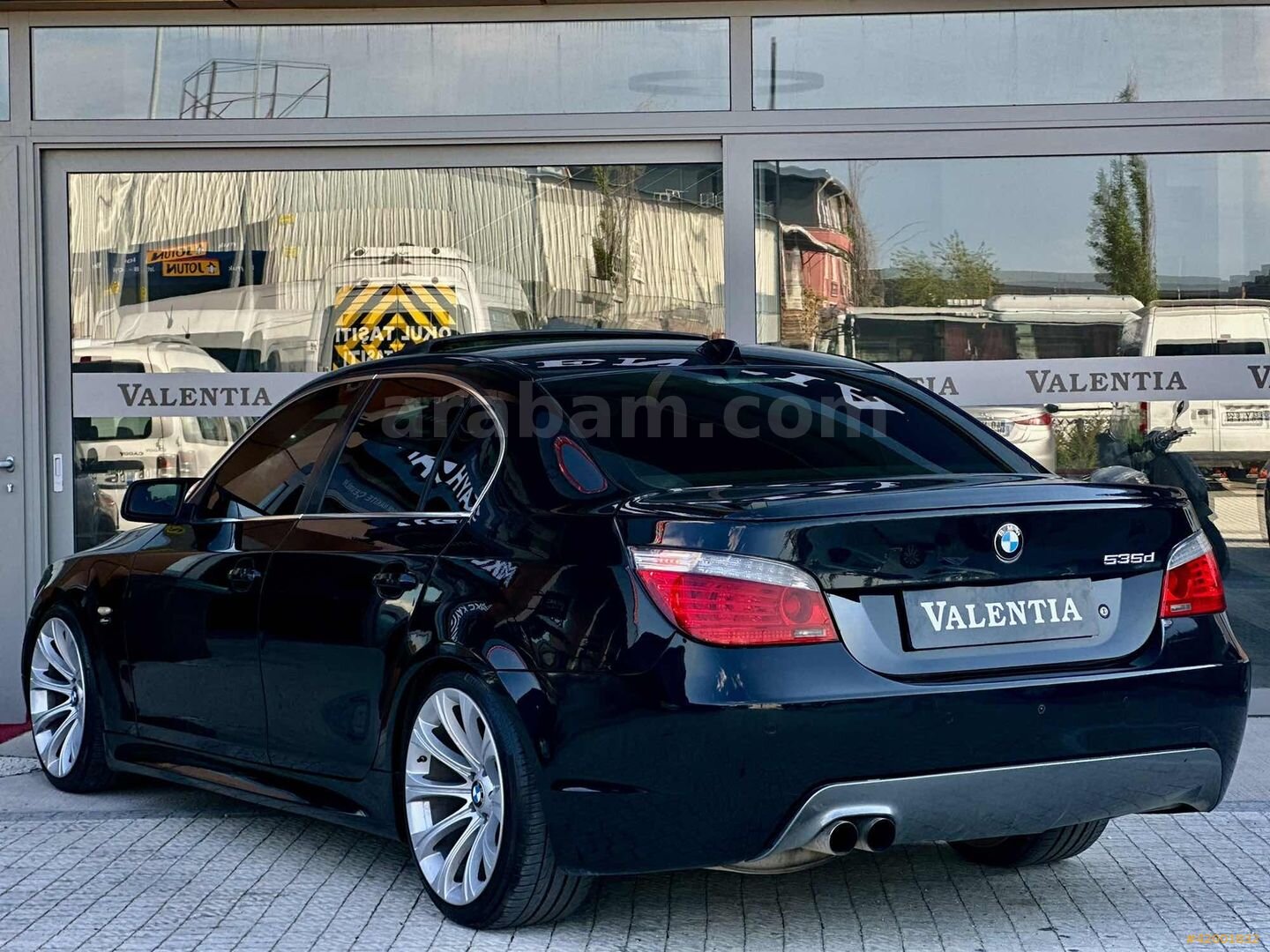 Galeriden BMW 5 Serisi 530d Standart 2005 Model Ankara 383.000 km Siyah 7