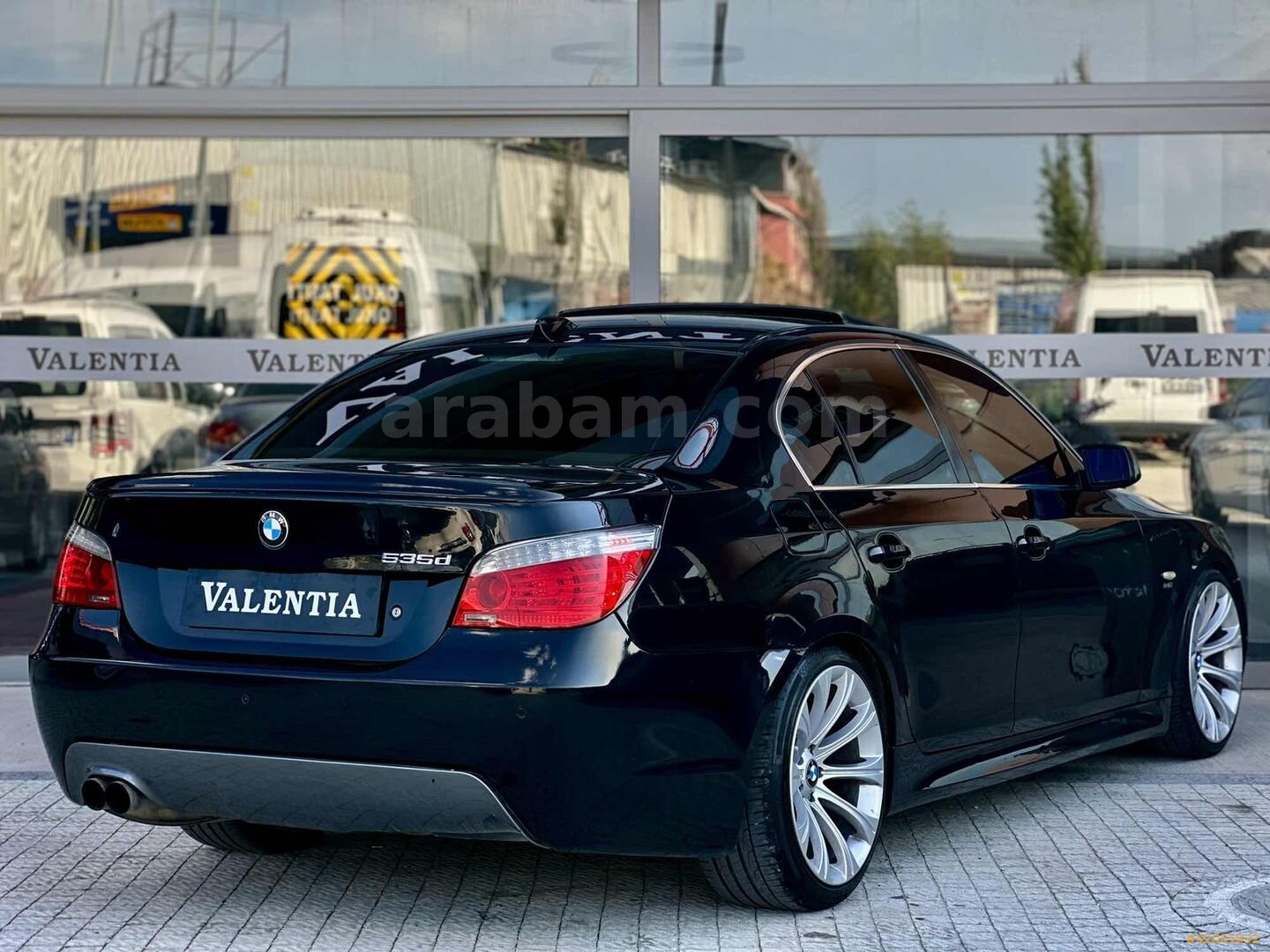 Galeriden BMW 5 Serisi 530d Standart 2005 Model Ankara 383.000 km Siyah 5