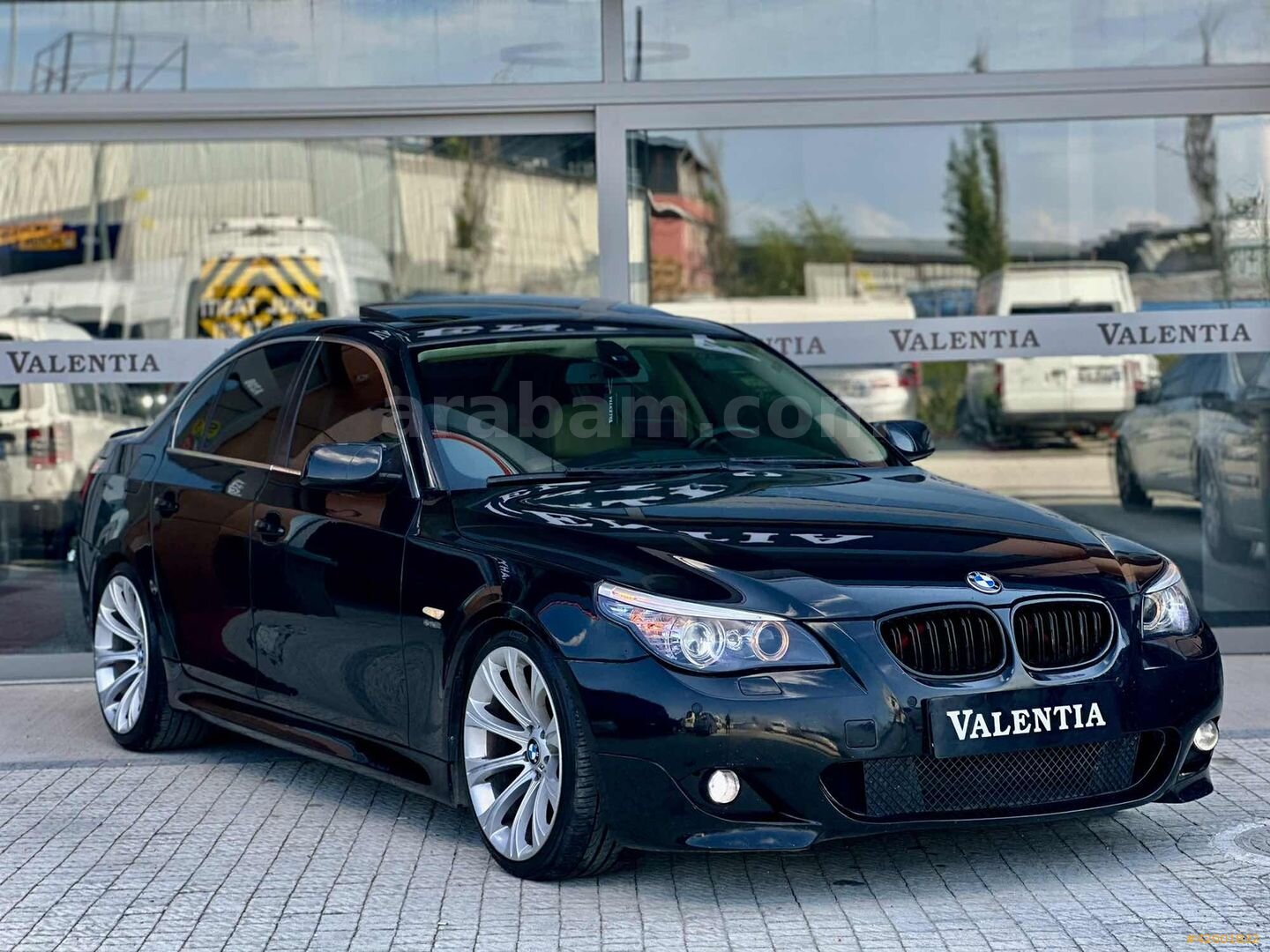 Galeriden BMW 5 Serisi 530d Standart 2005 Model Ankara 383.000 km Siyah 3