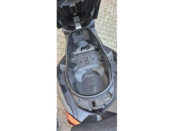Sahibinden Yamaha X-Max 250 ABS