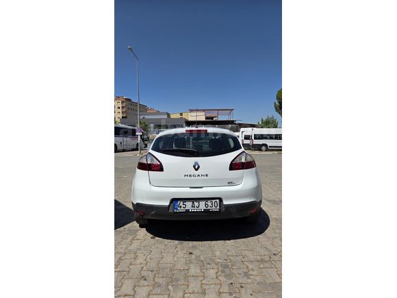 Sahibinden Renault Megane 1.5 dCi GT-Line 2015 Model