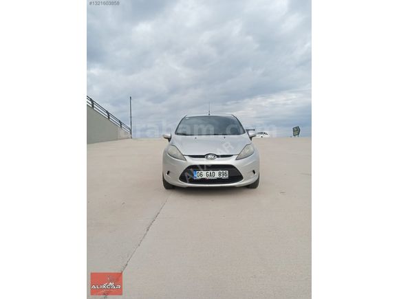 2012 MODEL FIESTA DEGİŞENSİZ 1 PARÇA BOYALI 160.000 KM' DE