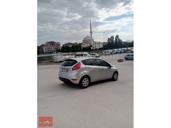 2012 MODEL FIESTA DEGİŞENSİZ 1 PARÇA BOYALI 160.000 KM' DE