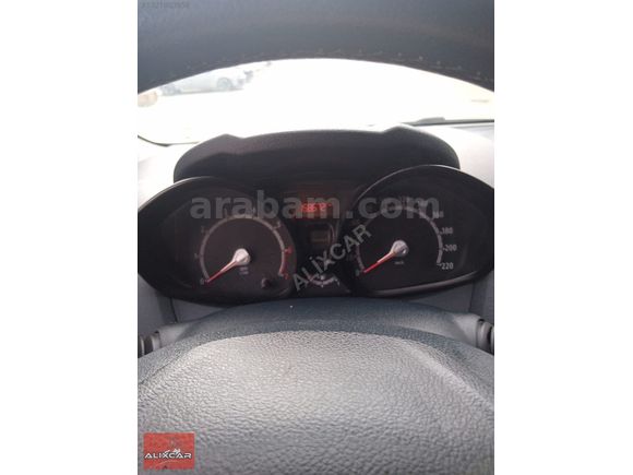2012 MODEL FIESTA DEGİŞENSİZ 1 PARÇA BOYALI 160.000 KM' DE