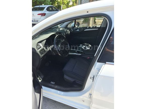 Sahibinden Citroen C4 1.6 e-HDi Confort 2012 Model 
