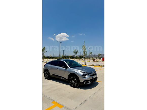 Yetkili servis bakımlı  