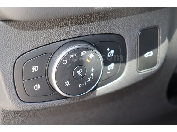 MBS BÜYÜKSOYLU'DAN 2025 FORD FOCUS 1.5 ECOBLUE TITANIUM STİL