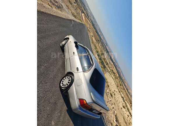 Sahibinden Toyota Corolla 1.3 XE 1996 Model