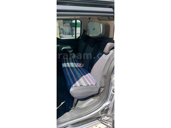 Sahibinden Servis  Garantili Citroen Berlingo 1.5 BlueHDI Max 2025 Model
