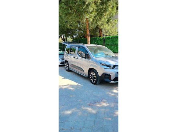 Sahibinden Servis  Garantili Citroen Berlingo 1.5 BlueHDI Max 2025 Model