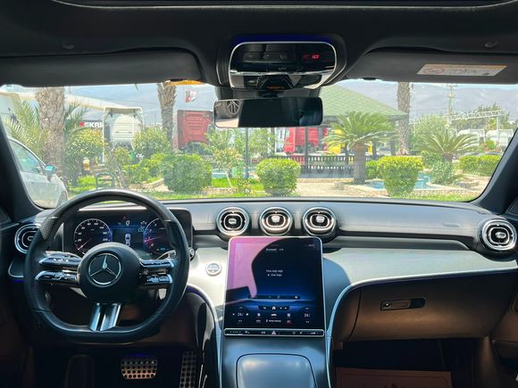 EKREMDEN 2022 MODEL MERCEDES C 200 AMG 4 MATİC