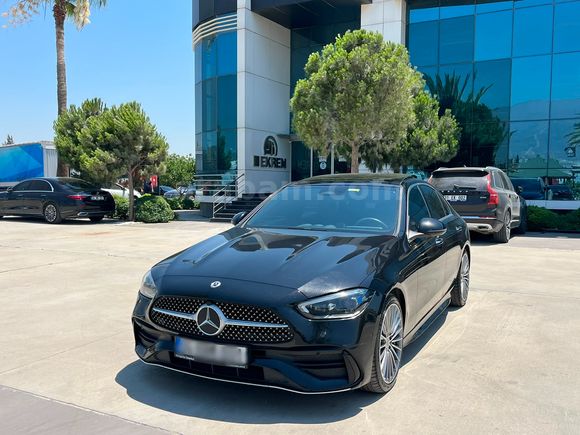 EKREMDEN 2022 MODEL MERCEDES C 200 AMG 4 MATİC