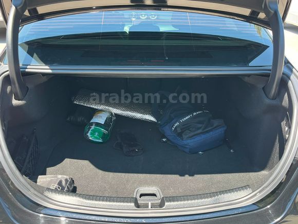 EKREMDEN 2022 MODEL MERCEDES C 200 AMG 4 MATİC