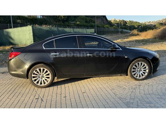 ASKERİ PERSONELDEN TEMİZ İNSİGNİA 2.0  160 HP