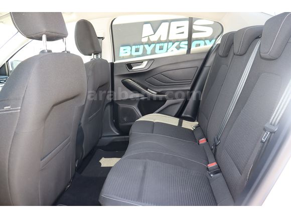 MBS BÜYÜKSOYLU'DAN 2025 FORD FOCUS 1.5 ECOBLUE TITANIUM STİL