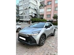 Sahibinden Toyota C-HR 1.8 Hybrid Passion 2024 Model 