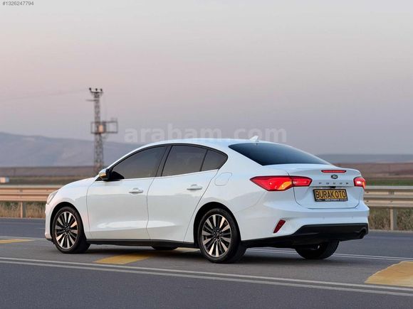 FORD FOCUS 2023 TİTANYUM X FULL PAKET DİZEL OTOMATİK