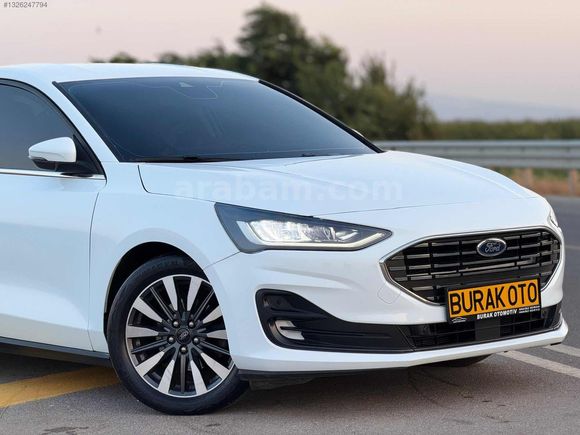 FORD FOCUS 2023 TİTANYUM X FULL PAKET DİZEL OTOMATİK