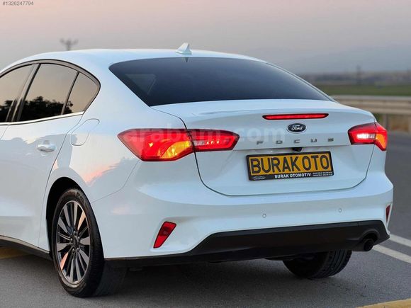 FORD FOCUS 2023 TİTANYUM X FULL PAKET DİZEL OTOMATİK