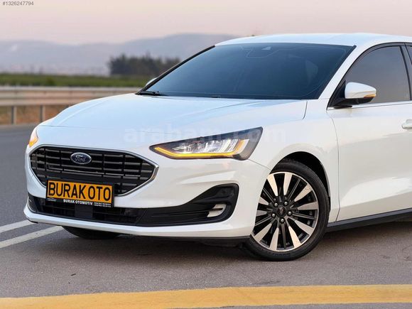 FORD FOCUS 2023 TİTANYUM X FULL PAKET DİZEL OTOMATİK