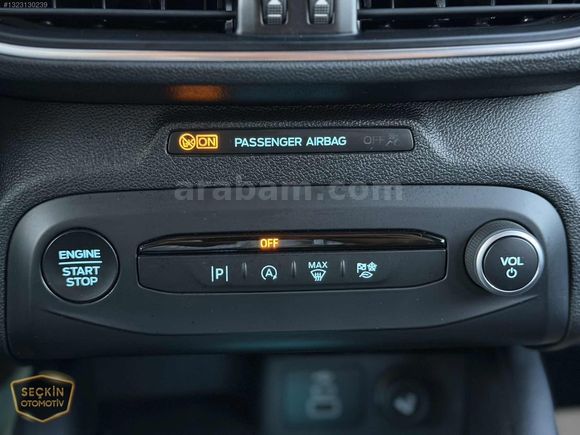 2023 FOCUS 1.5 ECOBLUE TİTANİUM X HAYALET 82.000 KM SERVİS BAKIM