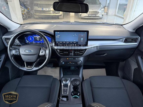 2023 FOCUS 1.5 ECOBLUE TİTANİUM X HAYALET 82.000 KM SERVİS BAKIM