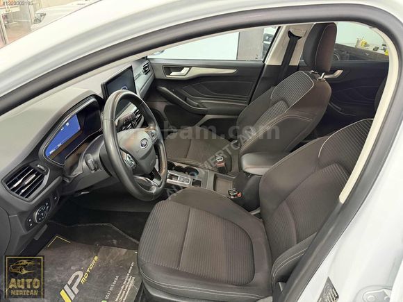 2023 MODEL 1.5 ECOBLUE TİTANİUM X KM 78 BİNDE ORJİNAL