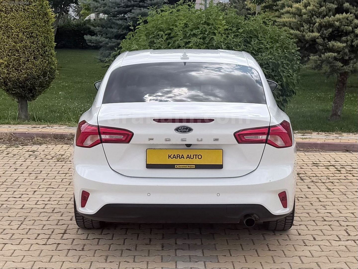 Galeriden Ford Focus 1.5 EcoBlue Titanium X 2024 Model Konya 100.000 km Beyaz 5