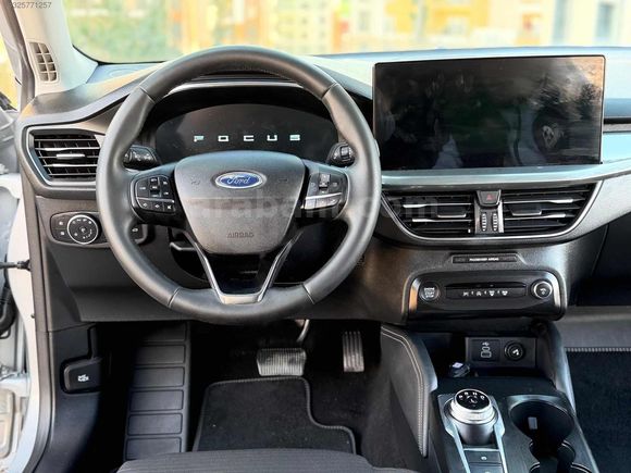 FORD FOCUS TİTANYUM X (FULL) 10 BİNDE