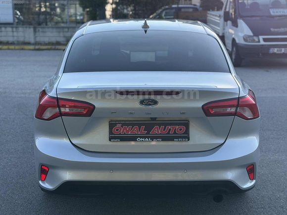 2023 FORD FOCUS 1.5 TDCİ TİTANİUM X TABLET+HAYALET+NAV.