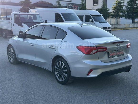 2023 FORD FOCUS 1.5 TDCİ TİTANİUM X TABLET+HAYALET+NAV.