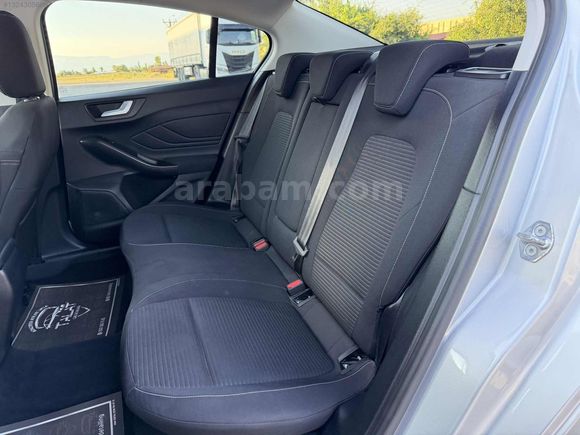 2023 FORD FOCUS 1.5 TDCİ TİTANİUM X TABLET+HAYALET+NAV.