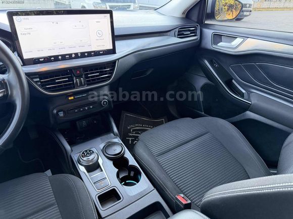 2023 FORD FOCUS 1.5 TDCİ TİTANİUM X TABLET+HAYALET+NAV.