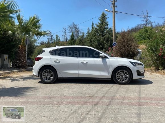 2023 FORD FOCUS 1.5 ECOBLUE TİTANIUM X OTOMATİK 56.000 KM 0 HATA