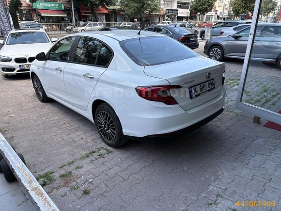 25000 km.de,yüzde 20 kdv faturalı,değişensiz
