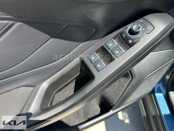 KOYUNCU OTOMOTIV FORD FOCUS 1.5 EcoBlue TİTANIUM X HATASIZ