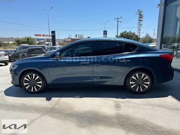 KOYUNCU OTOMOTIV FORD FOCUS 1.5 EcoBlue TİTANIUM X HATASIZ